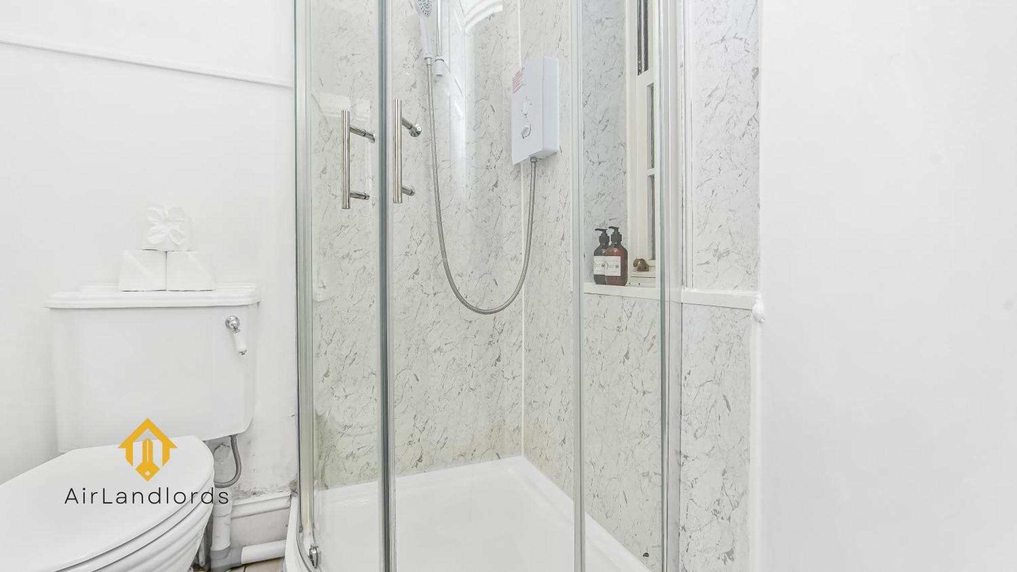 Exceptional 4 Bedroom House Paddington Station! Лондон Экстерьер фото